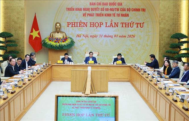 Thủ tướng Phạm Minh Chính: Thực hiện “5 thông”, “5 tiên phong” để phát triển kinh tế tư nhân